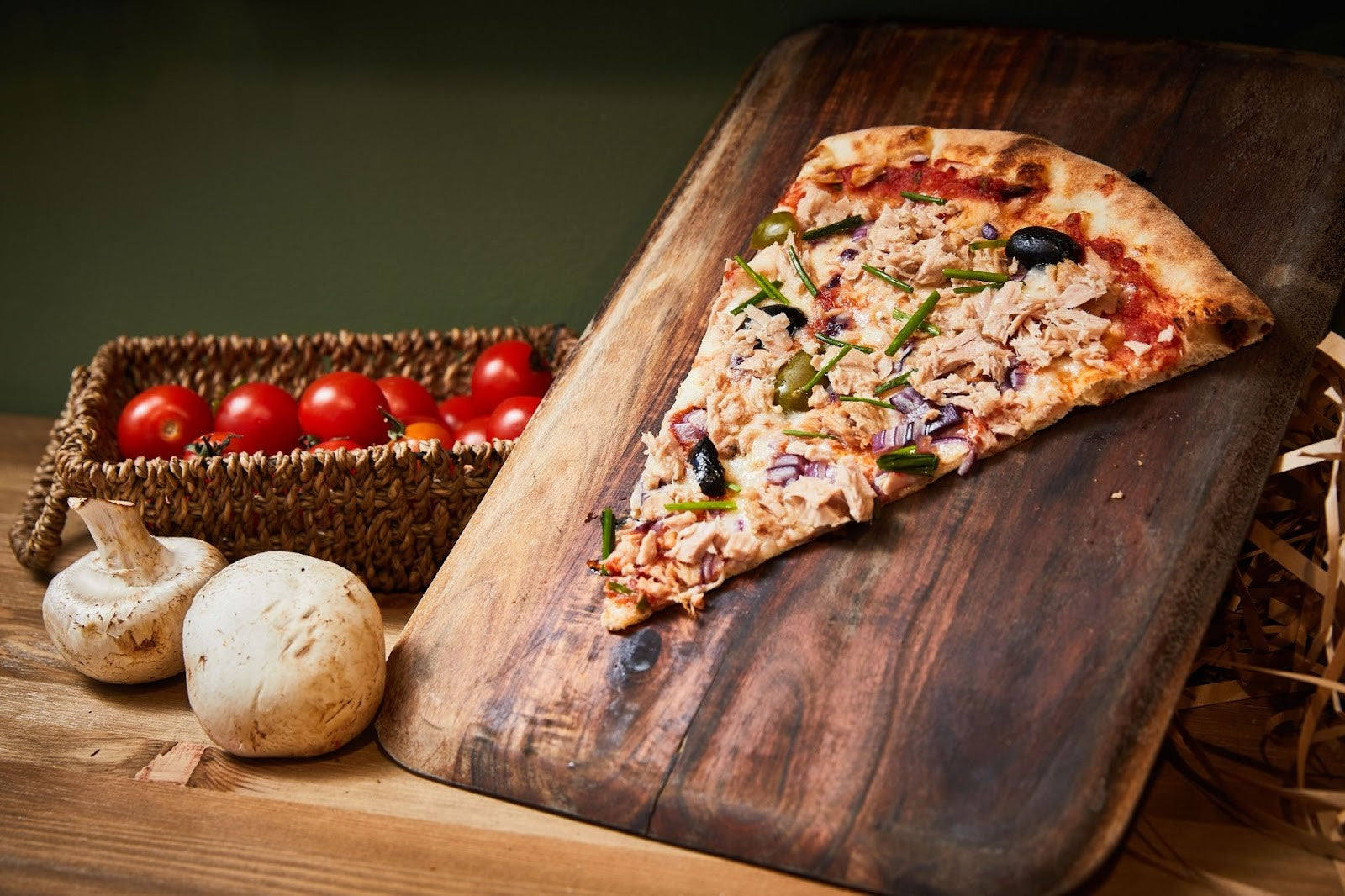 S-a dovedit științific: pizza ne face fericiți